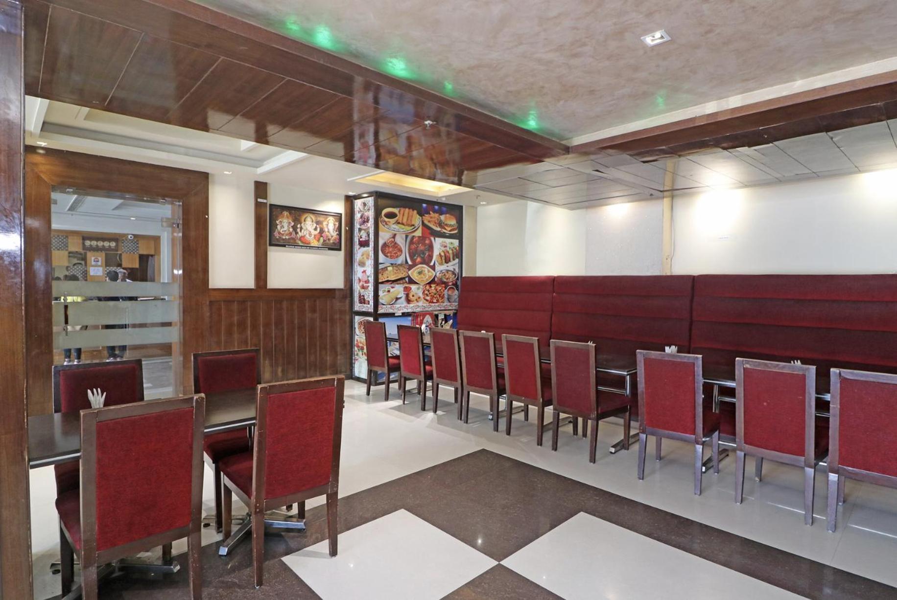 Hotel Lotus Paradise - Banquet & Dining - Near Murthal Sukhdev Rāi Exterior foto