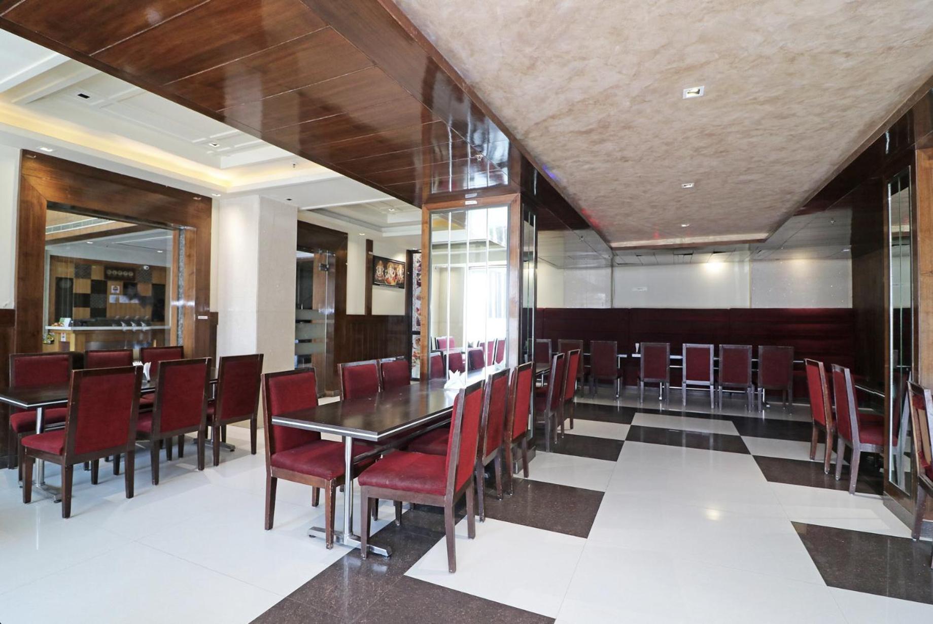 Hotel Lotus Paradise - Banquet & Dining - Near Murthal Sukhdev Rāi Exterior foto