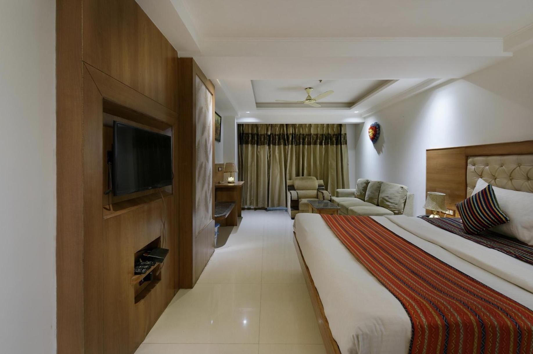 Hotel Lotus Paradise - Banquet & Dining - Near Murthal Sukhdev Rāi Exterior foto