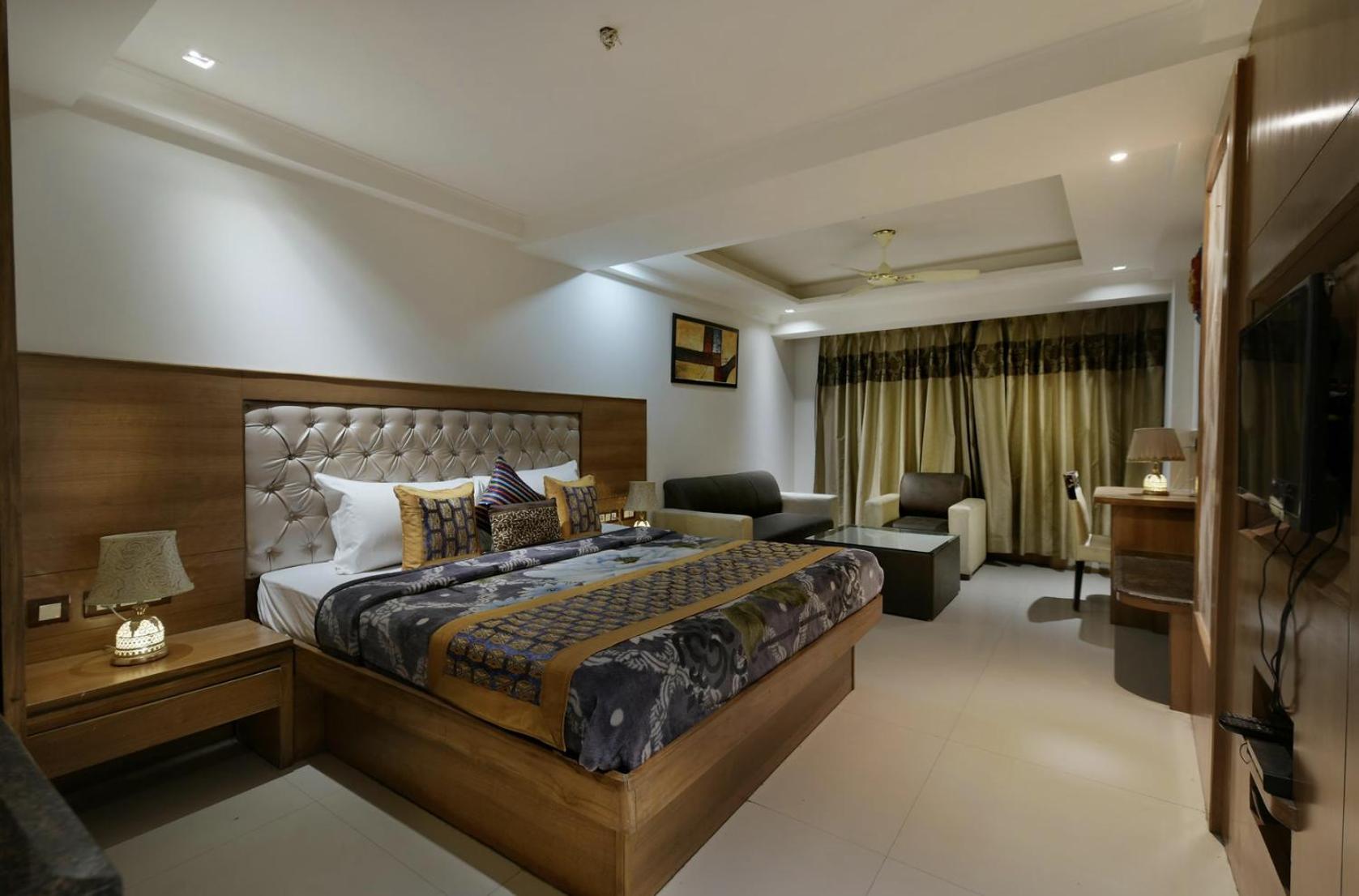 Hotel Lotus Paradise - Banquet & Dining - Near Murthal Sukhdev Rāi Exterior foto